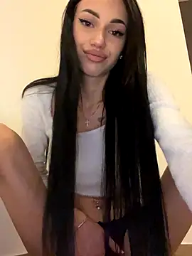 ilariea girl online show from November 9, 9:35 pm