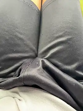 Snapshot of kumatan3434 chatting on October 9, 7:06 am kumatan3434 online show from October 9, 7:06 am