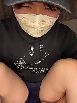 Snapshot of kumatan3434 chatting on November 24, 1:00 pm kumatan3434 online show from November 24, 1:00 pm