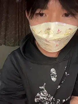 Snapshot of kumatan3434 chatting on December 4, 1:31 pm kumatan3434 online show from December 4, 1:31 pm