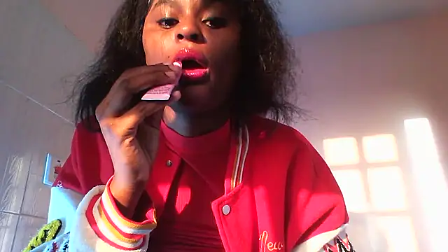 Famous-ryleigh online show from October 12, 2:49 pm