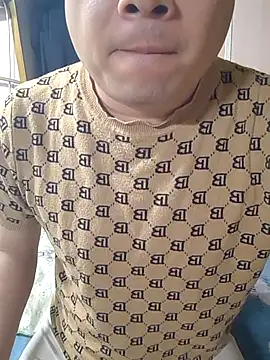 han515319 online show from February 28, 1:23 pm