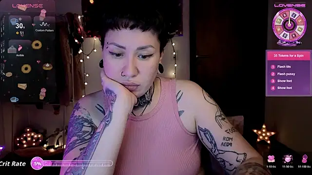 Senorita  Dakota online show from November 15, 11:43 pm