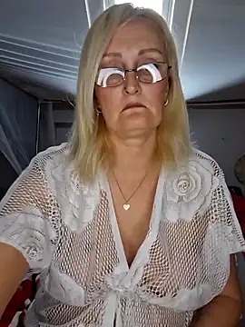 Snapshot of Jenny_Blum chatting on October 15, 8:58 am Jenny Blum online show from October 15, 8:58 am