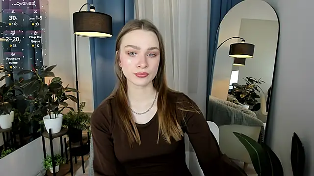 PollyMayer online show from March 7, 9:01 pm