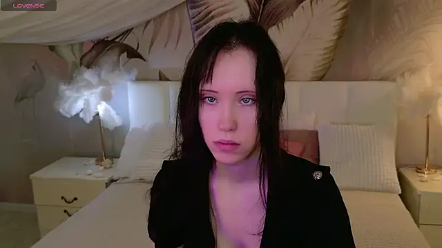 Melissa Gonzales online show from October 4, 7:28 am