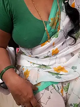 Snapshot of Tamil_Ammani chatting on October 10, 6:07 pm Tamil Ammani online show from October 10, 6:07 pm