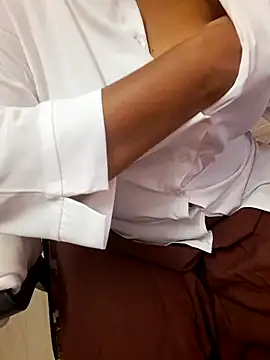 Snapshot of Tamil_Ammani chatting on October 14, 6:09 pm Tamil Ammani online show from October 14, 6:09 pm