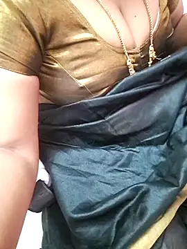 Snapshot of Tamil_Ammani chatting on October 16, 5:19 am Tamil Ammani online show from October 16, 5:19 am