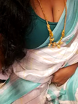 Snapshot of Tamil_Ammani chatting on October 23, 11:14 pm Tamil Ammani online show from October 23, 11:14 pm