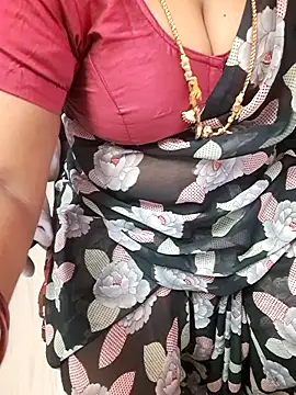 Snapshot of Tamil_Ammani chatting on October 29, 5:25 pm Tamil Ammani online show from October 29, 5:25 pm