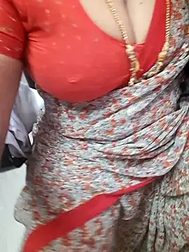 Snapshot of Tamil_Ammani chatting on October 31, 11:44 am Tamil Ammani online show from October 31, 11:44 am