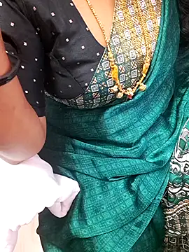 Snapshot of Tamil_Ammani chatting on November 21, 1:10 pm Tamil Ammani online show from November 21, 1:10 pm