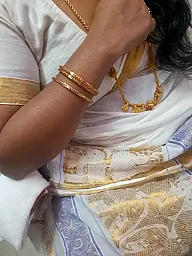 Snapshot of Tamil_Ammani chatting on December 17, 4:57 pm Tamil Ammani online show from December 17, 4:57 pm