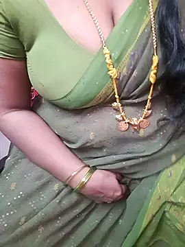 Snapshot of Tamil_Ammani chatting on December 18, 6:03 pm Tamil Ammani online show from December 18, 6:03 pm