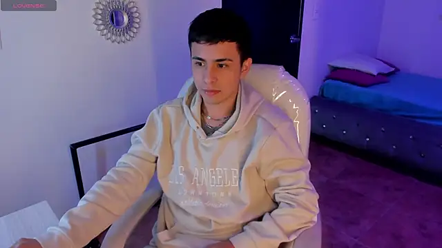 Snapshot of Nyko_ds chatting on November 29, 4:26 am Nyko ds online show from November 29, 4:26 am