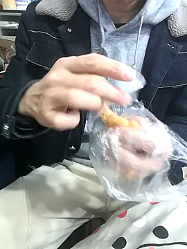 chougegg0214 online show from January 8, 1:30 am