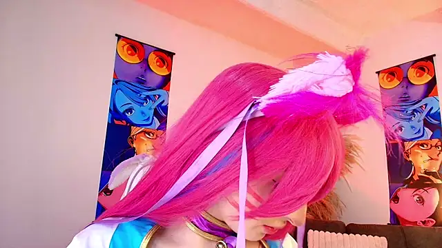 Bennuluspeach  online show from April 24, 11:56 am