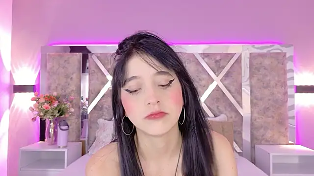 MeganR  online show from March 12, 11:16 am