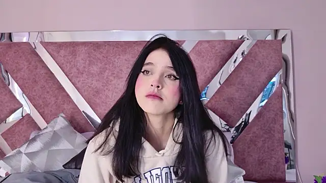 MeganR  online show from March 25, 11:16 am