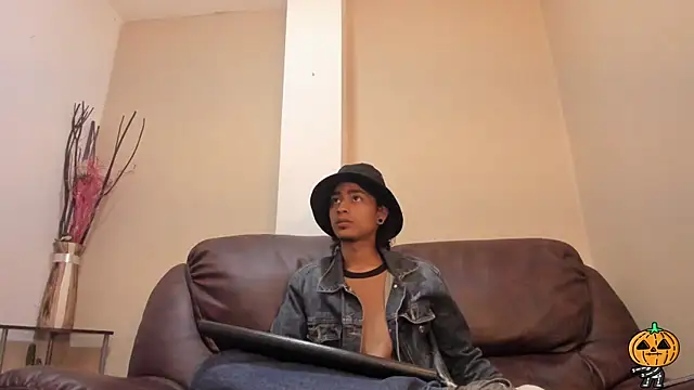 Dickie Dicking online show from October 20, 8:53 pm