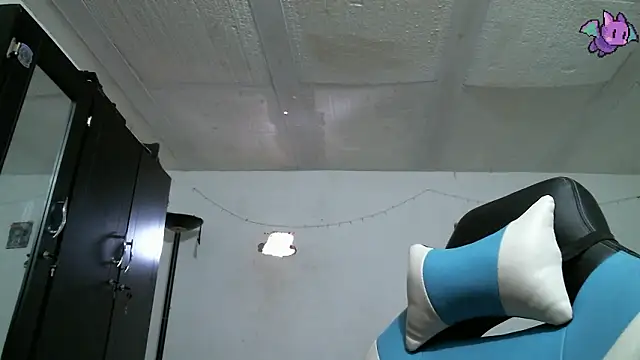 Dickie Dicking online show from March 4, 7:09 pm