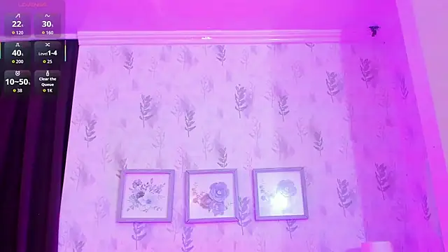 Snapshot of alana_madison10 chatting on October 11, 9:02 pm alana madison10 online show from October 11, 9:02 pm