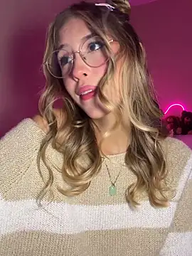 fanyabbey online show from April 24, 1:19 am