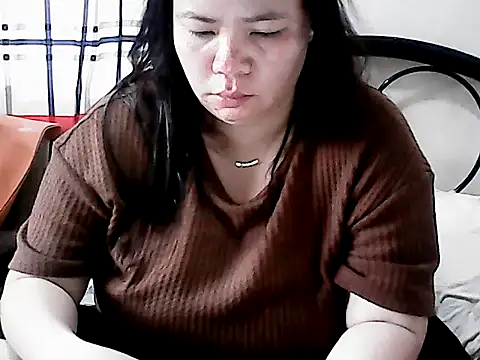 HornyPussie69 online show from April 21, 1:18 am