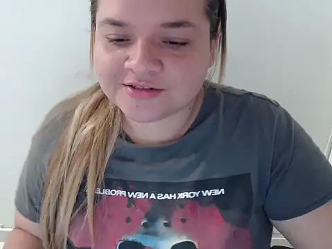 yourbbwfavorite online show from December 19, 12:06 am