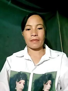 -Lauren- online show from October 7, 2:58 pm