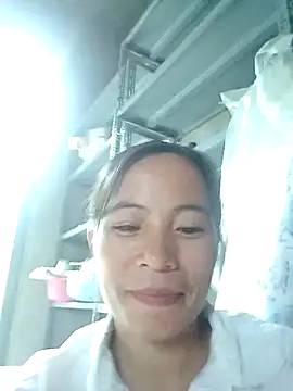 -Lauren- online show from October 8, 3:04 am