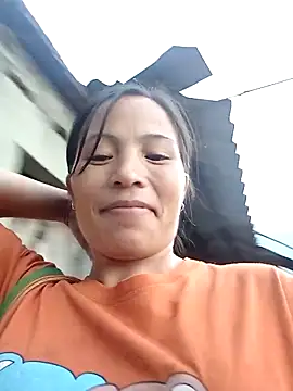 -Lauren- online show from October 26, 10:32 am