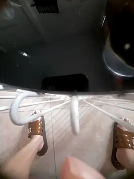 Zun 121 online show from October 22, 6:02 am