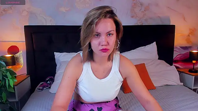 AriaEven online show from November 13, 3:05 am