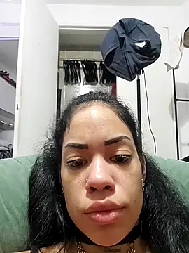 Snapshot of thaliacangri chatting on October 1, 7:36 am thaliacangri online show from October 1, 7:36 am