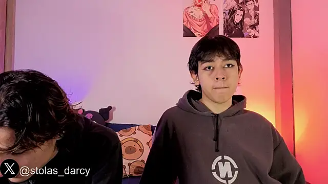 Darcy and Stolas online show from April 27, 10:30 pm