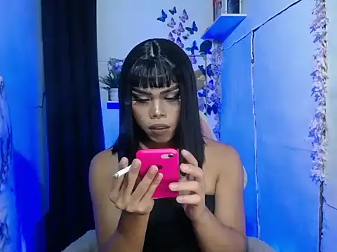 Snapshot of ella_foxtrot chatting on July 30, 7:07 am ella foxtrot online show from July 30, 7:07 am