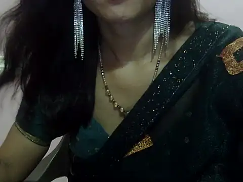 Laila Cute online show from May 28, 4:04 pm