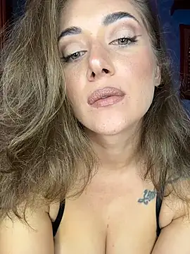 Snapshot of Malasantababy chatting on October 10, 10:09 pm Malasantababy online show from October 10, 10:09 pm