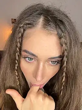 Snapshot of Malasantababy chatting on October 22, 7:19 am Malasantababy online show from October 22, 7:19 am