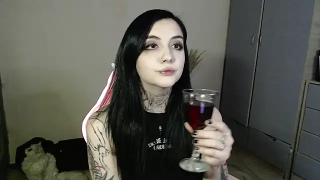 Rin andersonn online show from November 9, 5:44 pm