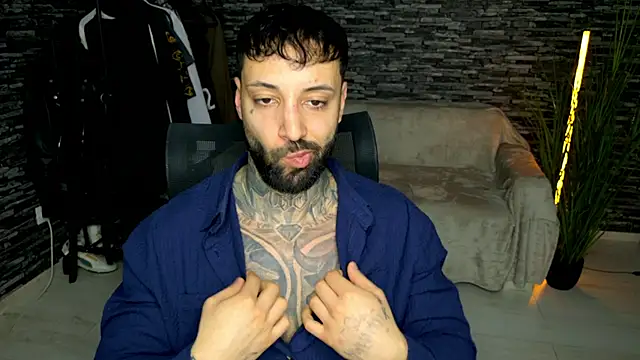 MasculineGuy99 online show from March 1, 7:05 pm