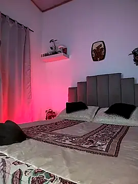 octaviiablom online show from October 16, 2:12 am