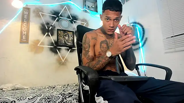 The boy dreams1 online show from October 6, 2:31 am