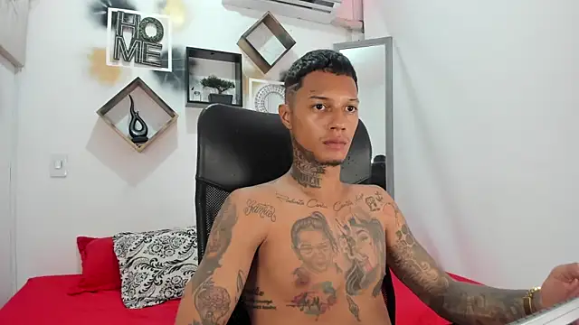 The boy dreams1 online show from October 9, 3:15 am