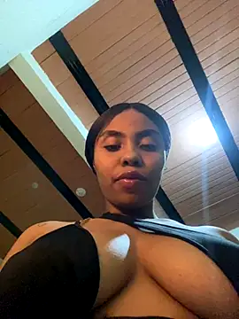 Snapshot of Itanydiorr chatting on October 15, 2:44 am Itanydiorr online show from October 15, 2:44 am