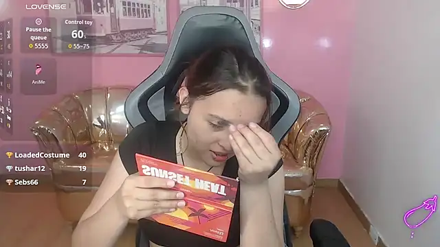 mia foster t online show from January 14, 1:22 am