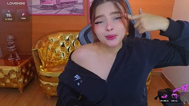 mia foster t online show from March 6, 1:18 pm