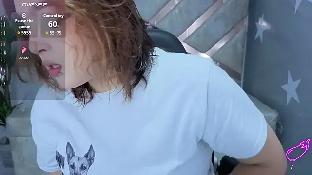 mia foster t online show from March 15, 1:06 pm